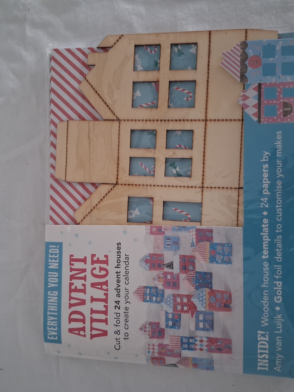 NEW Advent Village Cut & Fold 24 Advent Houses Amy Van Luijk (CS6) New In Pack